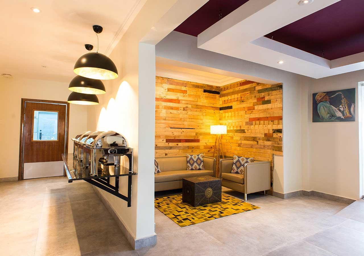 Earl Heights Suites Hotel Accra Buitenkant foto