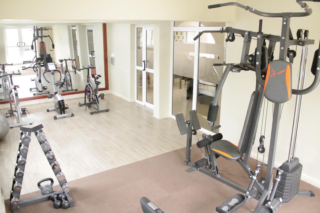 Earl Heights Suites Hotel Accra Buitenkant foto