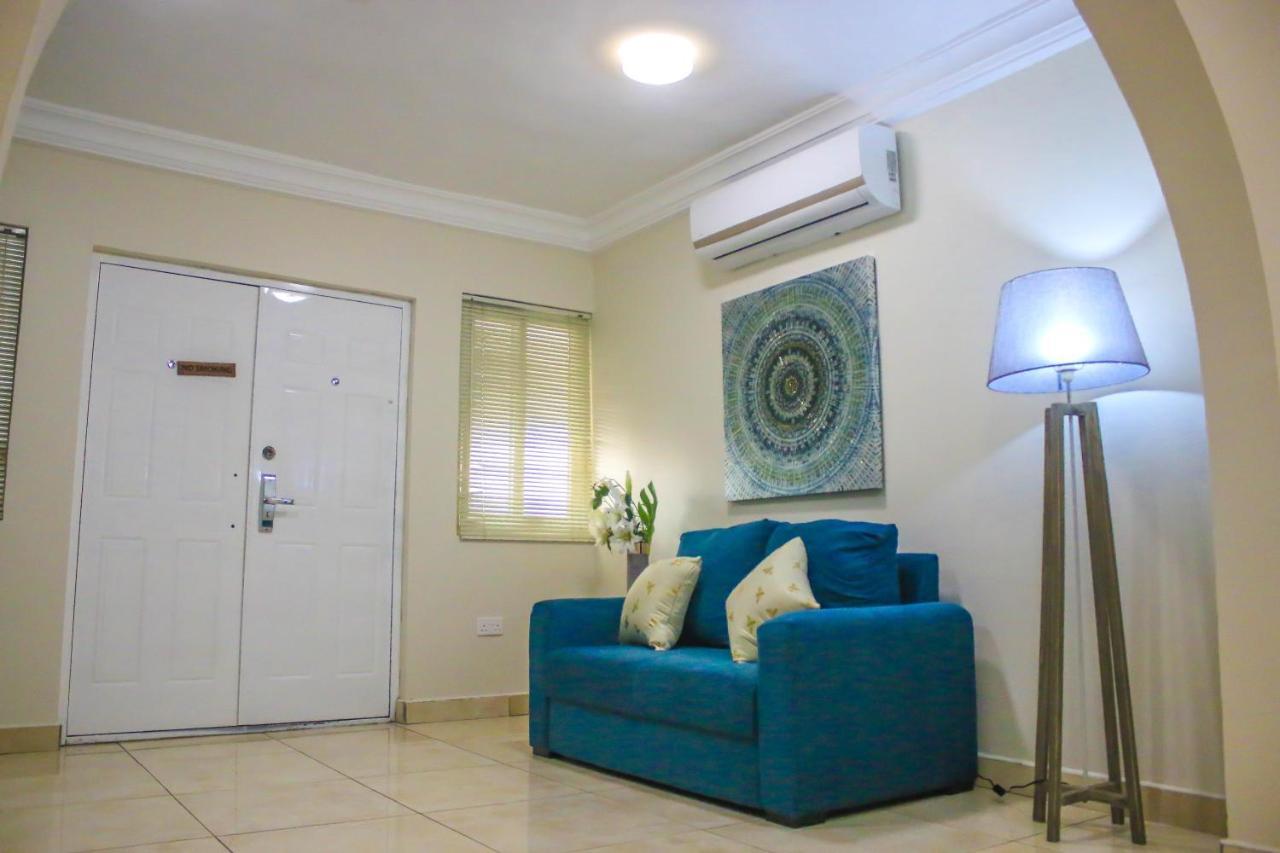 Earl Heights Suites Hotel Accra Buitenkant foto