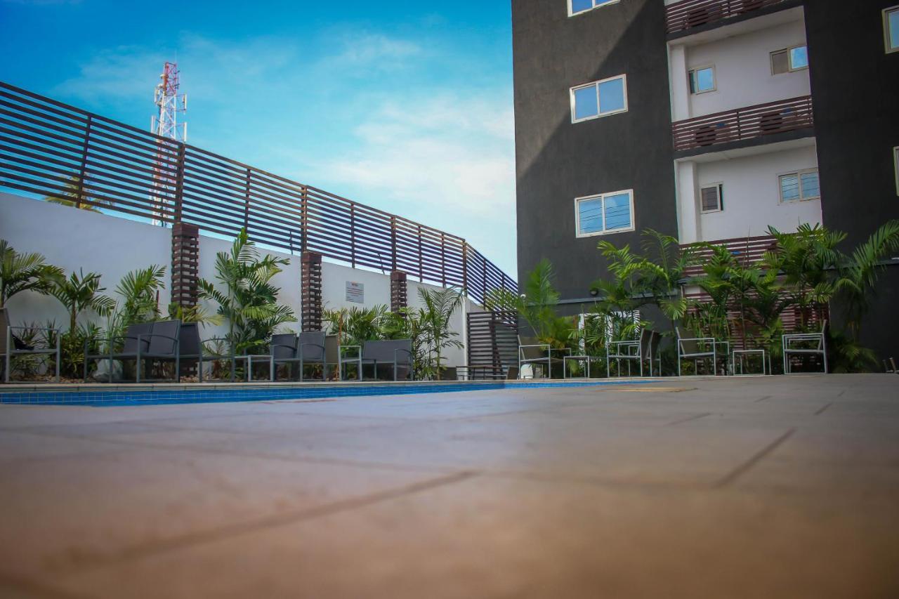 Earl Heights Suites Hotel Accra Buitenkant foto